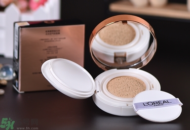 欧莱雅奇焕光采水光空气轻垫霜怎么样，欧莱雅轻垫霜怎么用