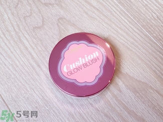 欧莱雅奇焕光采水光空气轻垫霜怎么样，欧莱雅轻垫霜怎么用  欧莱雅 欧莱雅轻垫霜怎么用 欧莱雅轻垫霜色号 呼吸37度 第5张