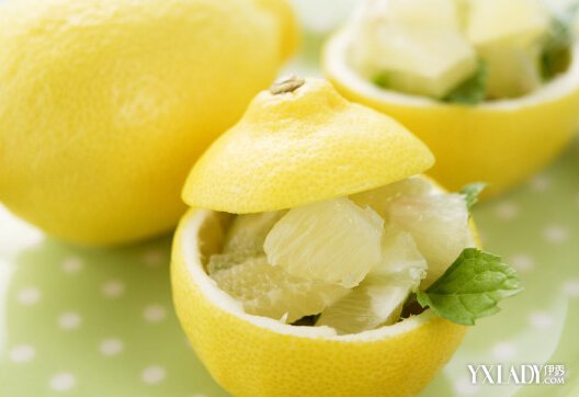 吃那些水果美白又护肤，女生最爱吃的滋养肌肤水果  美白护肤女生 第2张