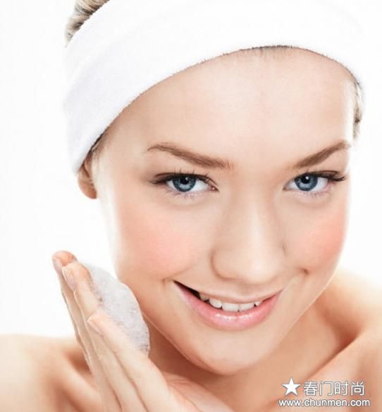 熬夜皮肤超差干燥松弛出油，熬夜后如何恢复水嫩的肌肤  护肤护肤品皮肤黑 第1张