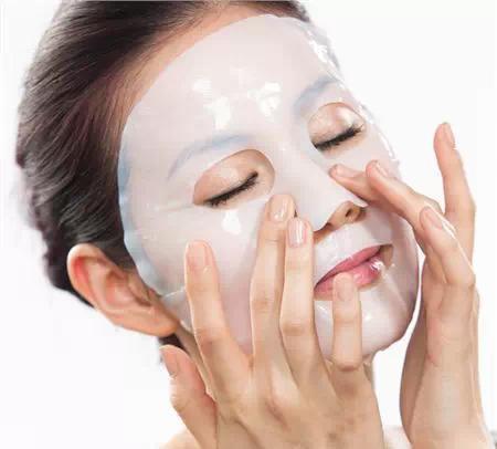 敷面膜的错误方式，怪不得皮肤用面膜越用越差  面膜 第2张