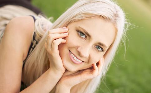 秋天皮肤缺水干燥怎么办，让你皮肤滋润亮泽的好方法