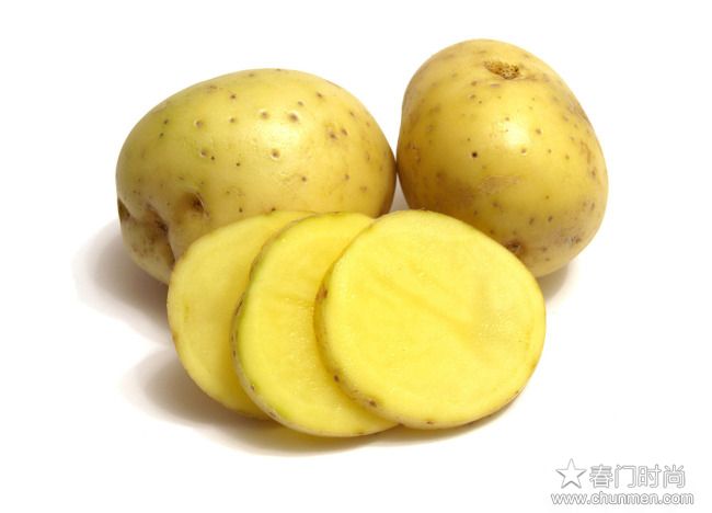 土豆美容方面的功效，祛斑 美白 补水 去黑眼圈效果都很好