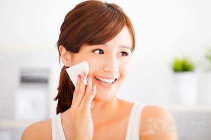 皮肤粗糙怎么办?好肌肤养成术