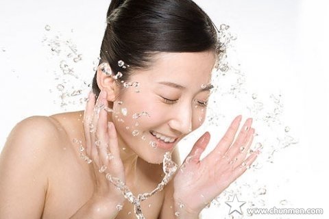 洗脸的技巧，让你皮肤更紧致