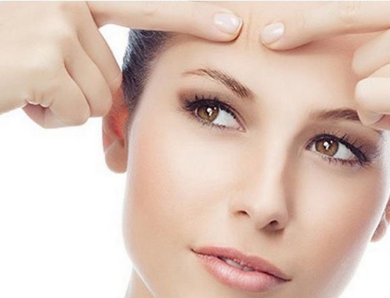 额头上长痘痘是什么原因,怎么办?