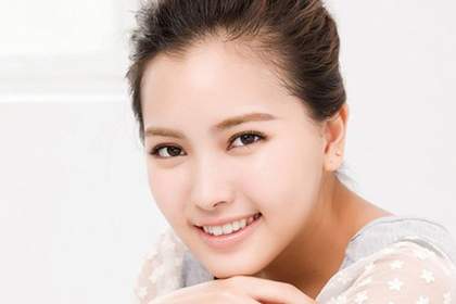 7个妙招击退黑眼圈