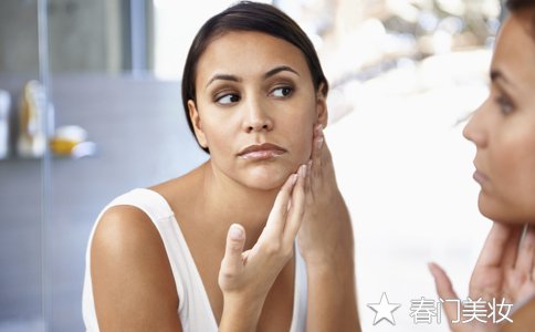 爽肤水的正确使用方法和步骤