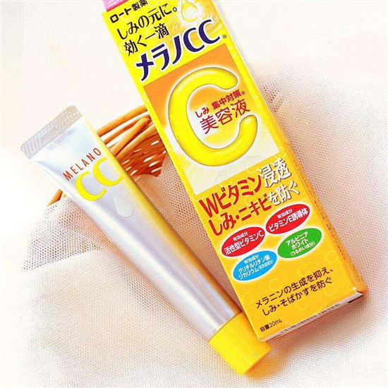 平价又好用的4款精华液,美白修复紧致 效果甚至比大牌还好用 精华液 第2张 平价又好用的4款精华液,美白修复紧致 效果甚至比大牌还好用 精华液 第2张