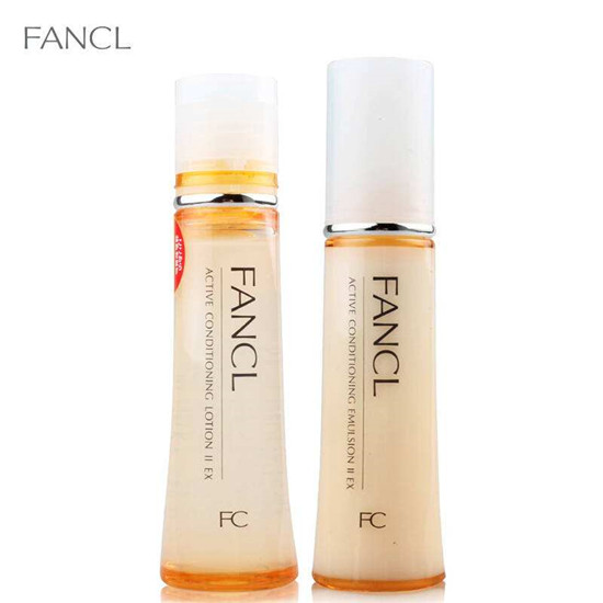 美白补水套装哪个牌子好，超好用的美白护肤品排行榜 让肌肤水嫩亮白  美白护肤品 第7张