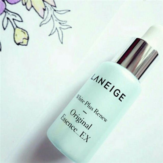 好用有效的美白淡斑精华液排行榜10强,选对产品才是关键 美白淡斑 第7张 好用有效的美白淡斑精华液排行榜10强,选对产品才是关键 美白淡斑 第7张