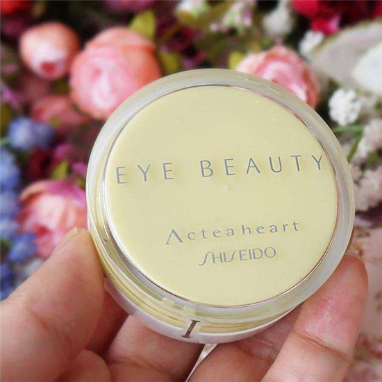 10款超好用平价眼霜排行榜,原来效果好的眼霜都在这里 眼霜 第10张 10款超好用平价眼霜排行榜,原来效果好的眼霜都在这里 眼霜 第10张