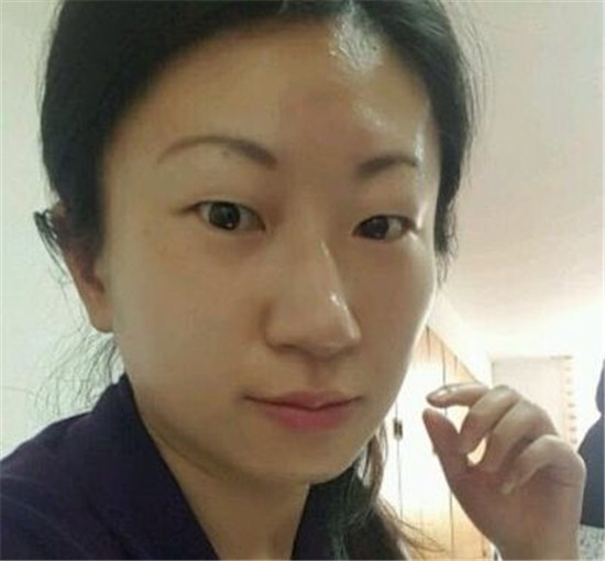 lilia祛斑效果好吗，用过的来说一下 这个品牌的化妆品这么样