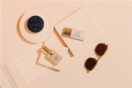 雅诗兰黛「粉持久底妆超前部署包」长效持妆与遮瑕力  第2张