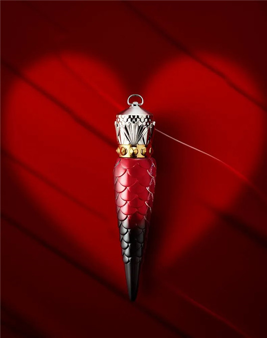 Christian Louboutin女王权杖全新哑光唇釉上市  唇釉 第4张