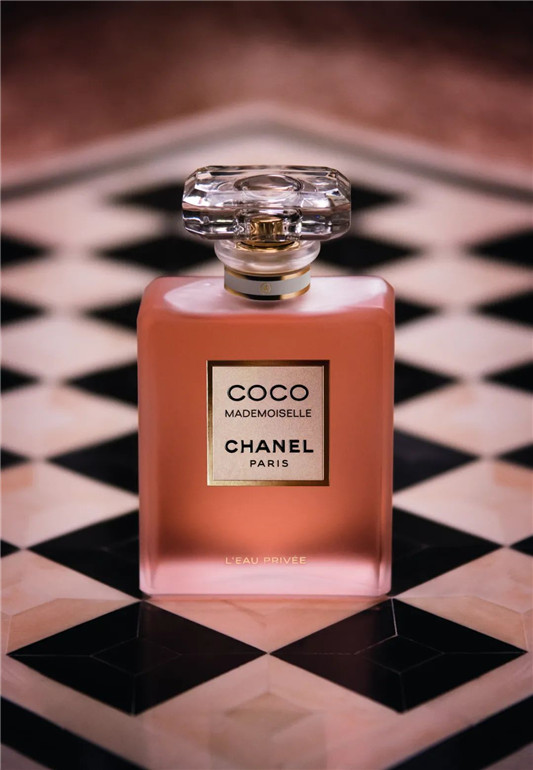 CHANEL 香奈儿全新摩登COCO秘密时光香水上市  香水 香奈儿 第4张