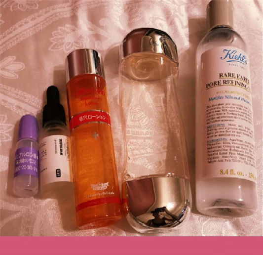 化妆水和爽肤水的顺序，化妆水和爽肤水先用哪个