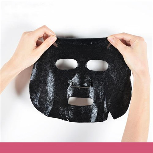 竹炭面膜的危害，竹炭面膜会使毛孔粗大吗