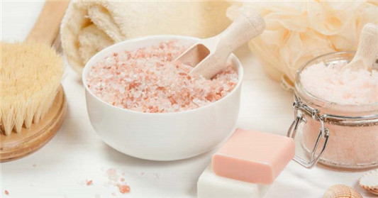 如何用燕麦片去角质和黑头