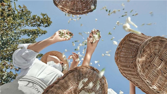 迪奥 Dior 的真我 J'Adore Infinissime 新香水  香水 第3张