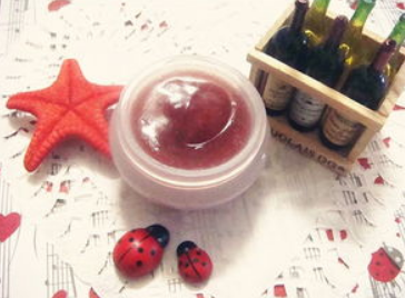 红酒面膜的危害，红酒面膜会越敷越黑吗  红酒 第1张