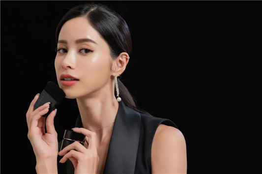 SUQQU新版超人气粉霜，2020年秋天进化升级  SUQQU 粉霜 第10张