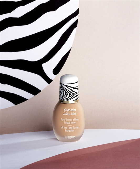  Sisley法国希思黎轻柔持妆粉底液焕亮上市 轻柔粉底液 持妆粉底液 法国希思黎 明星产品 姚晨 彩妆 全新 上市 资讯 第3张