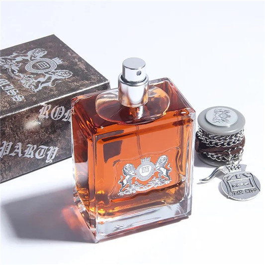 型男必备,最受欢迎的男士香水 香水 男士 第15张 型男必备,最受欢迎的男士香水 香水 男士 第15张