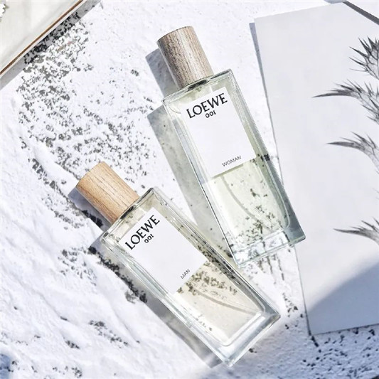 型男必备,最受欢迎的男士香水 香水 男士 第16张 型男必备,最受欢迎的男士香水 香水 男士 第16张