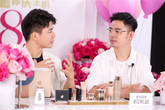 兰蔻85周年庆,邀你庆生趴! 天猫 张慧雯 毛晓彤 李斯丹妮 李宗翰 吉克隽逸 尚雯婕 周笔畅 品牌 明星 资讯 第12张 兰蔻85周年庆,邀你庆生趴! 天猫 张慧雯 毛晓彤 李斯丹妮 李宗翰 吉克隽逸 尚雯婕 周笔畅 品牌 明星 资讯 第12张