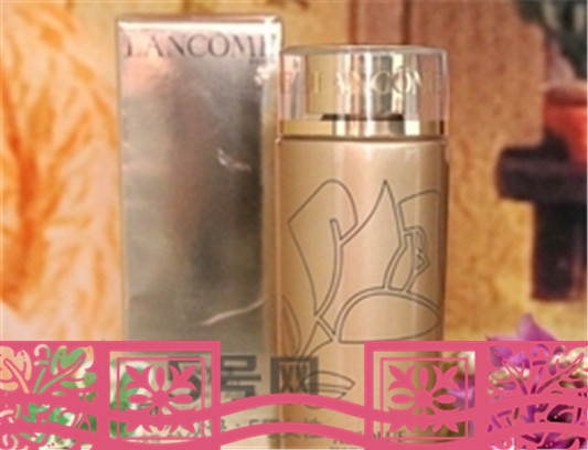 兰蔻菁纯美容液怎么用？兰蔻菁纯美容液使用方法  兰蔻 兰蔻菁纯美容液 呼吸37度 第2张