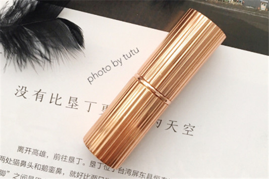 TF黑管新色307和CT stoned rose口红试色对比，究竟哪支更适合黄皮呢  TF 口红 第6张