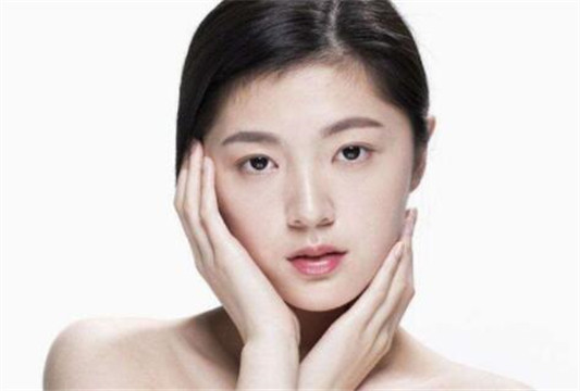 为什么皮肤爱出油，如何去掉油光  油光 痘痘 毛孔粗大 第4张