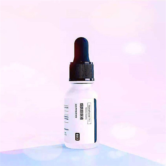 烟酰胺和酸能一起用吗，最好分开用  烟酰胺 美白 第5张
