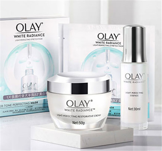 OLAY玉兰油光感小白瓶怎么样，使用方法，成分及价格  olay 玉兰油 美白精华 第11张