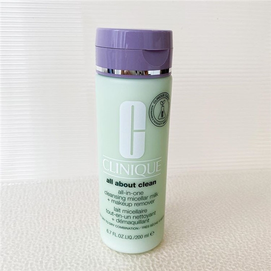 洁面 | Clinique 倩碧 2合1卸妆乳 10月2日上市  新品 第1张