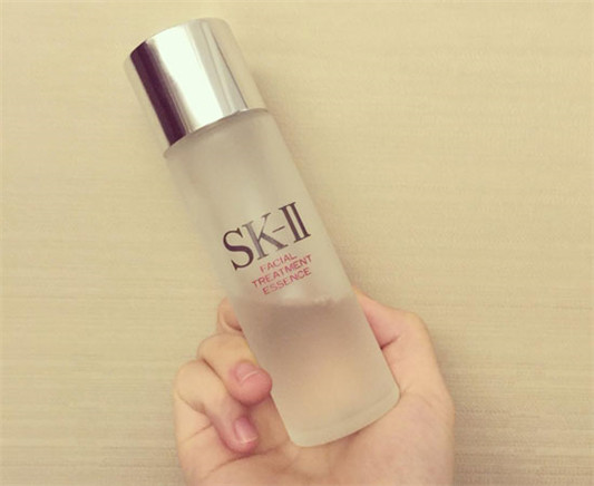 sk2神仙水330ml停产真的假的，SK2神仙水真的好用吗？  SK2 爽肤水 第2张