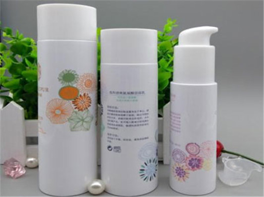 如何选择真正有效的化妆水  化妆水 补水保湿 第1张