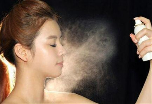 秋冬干燥，如何摆脱皮肤缺水危机  干燥 保湿 缺水 补水 第3张