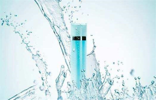 只用化妆水就足够保湿了吗  化妆水 补水 保湿 第3张