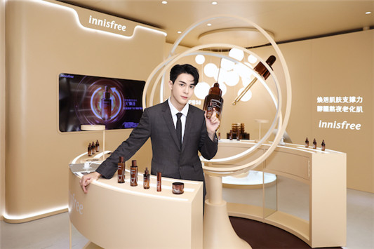 innisfree悦诗风吟快闪店曾舜晞化身一日特工  曾舜晞 天猫 天心 innisfree 资讯 第6张