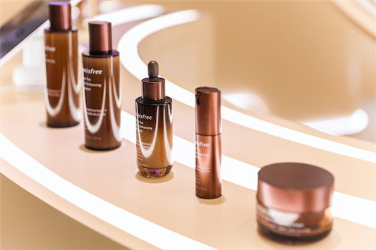 innisfree悦诗风吟快闪店曾舜晞化身一日特工  曾舜晞 天猫 天心 innisfree 资讯 第8张