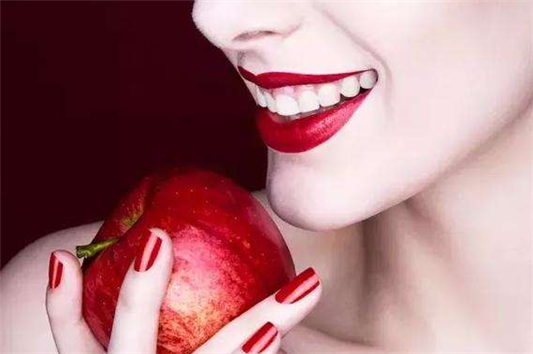 正红色口红是什么颜色 口红 第4张