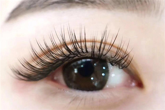 种睫毛后多久可以洗脸 美妆知识 第1张