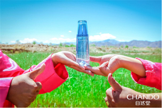 自然堂冰肌水公益再出发，快来延续喜马拉雅的自然之美 自然堂冰肌水 自然堂冰肌水公益再出发 快来延续喜马拉雅的自然之美! 护肤品十大排名 第4张