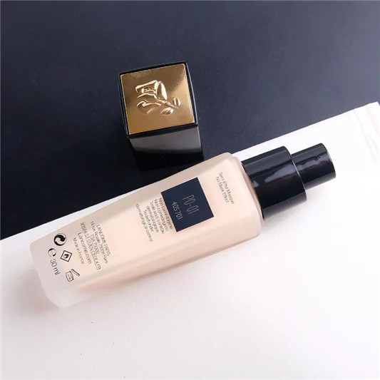 秋冬底妆推荐，粉底 底妆 粉底 第17张