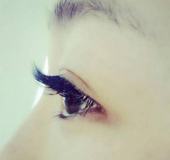 种睫毛为什么免费补一次 种睫毛 种睫毛免费补 美妆 第2张