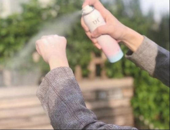 防晒喷雾和防晒霜哪个更方便使用 防晒喷雾 防晒霜 美妆 第1张