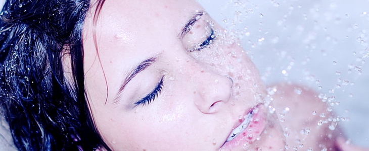 经常洗脸好吗 洗脸 美妆 第3张