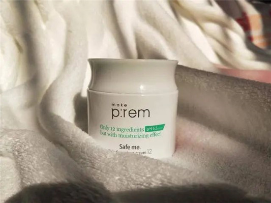 包含乳液功能的面霜,更适合冬天使用,保湿滋润要用这几款面霜 面霜 第9张 包含乳液功能的面霜,更适合冬天使用,保湿滋润要用这几款面霜 面霜 第9张